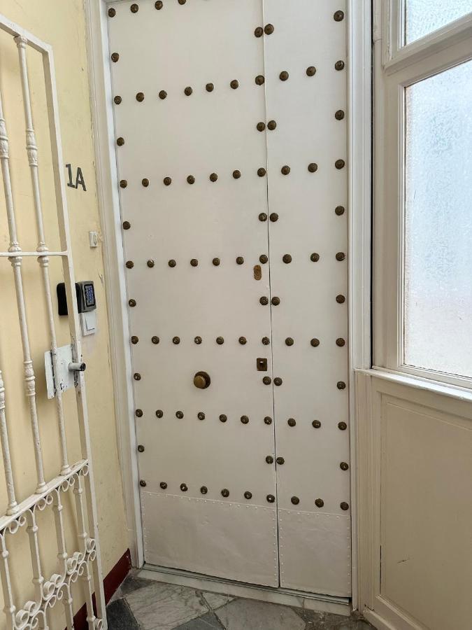 Apartamento Nebro Sol Καντίζ Εξωτερικό φωτογραφία